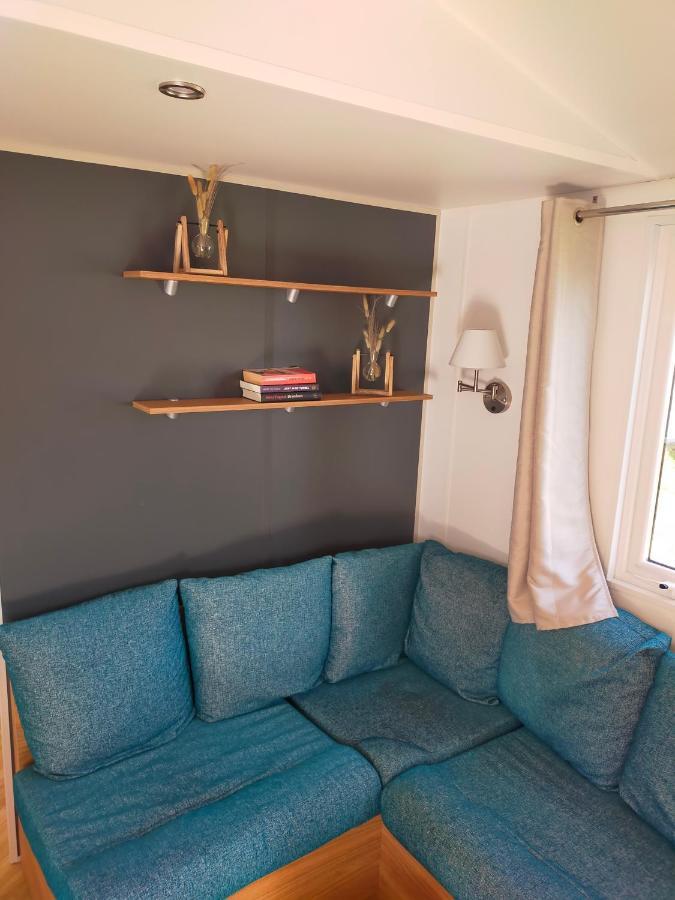 Bj Chalets - De Rug 3 - Vakantiepark Lauwersoog - Luxe Chalet Met Vaatwasser En Inloopkast! Vroege Incheck! Met Airco! Luaran gambar